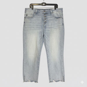 KanCan for Maurices Button Fly Cropped Straight Leg Light Wash Raw Hem Size 24